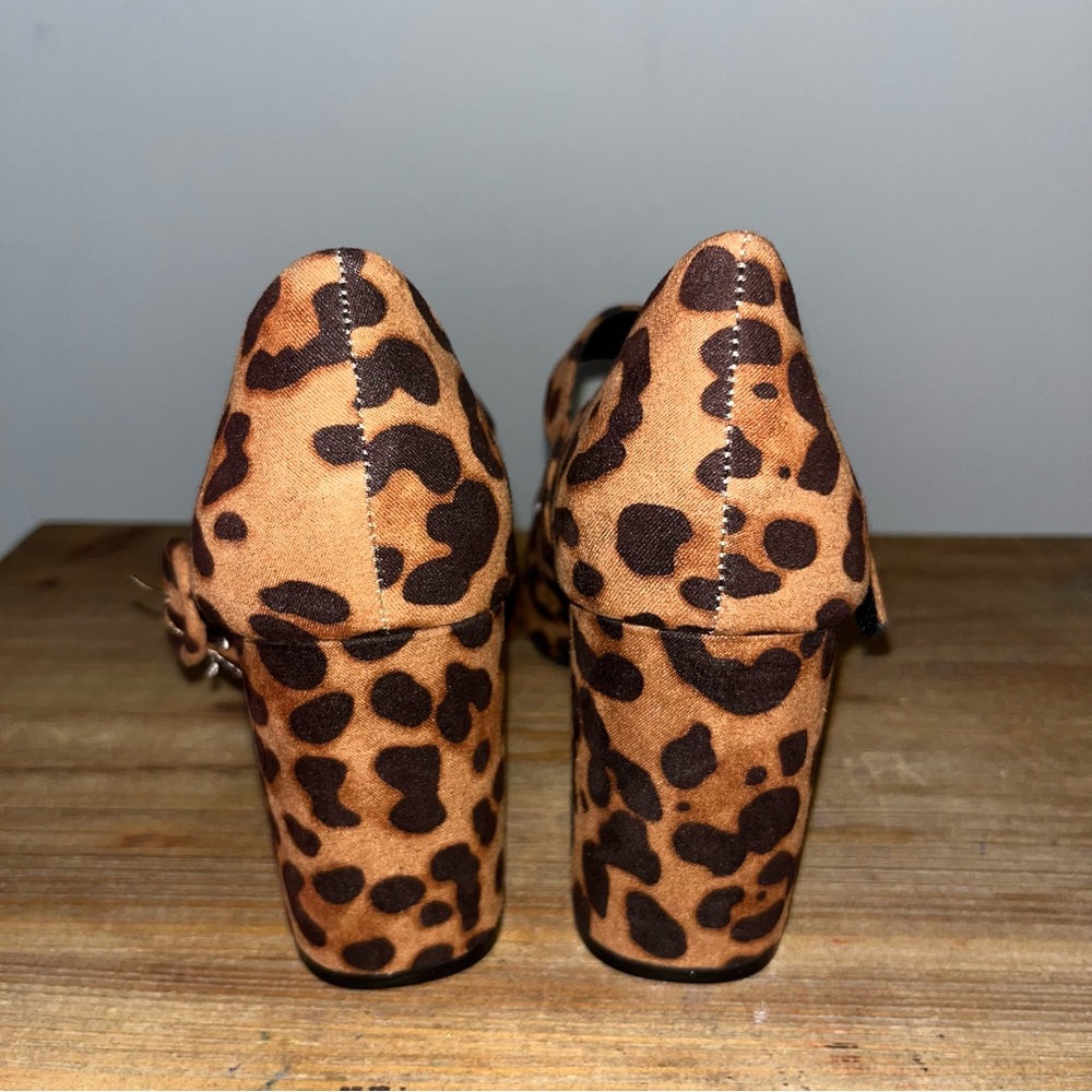 Chic Brown and Black Heels with Mary Jane Design Size 8 - Picture 5 of 9